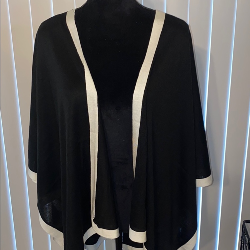 NWT Ralph Lauren Kelsey Knit Cape